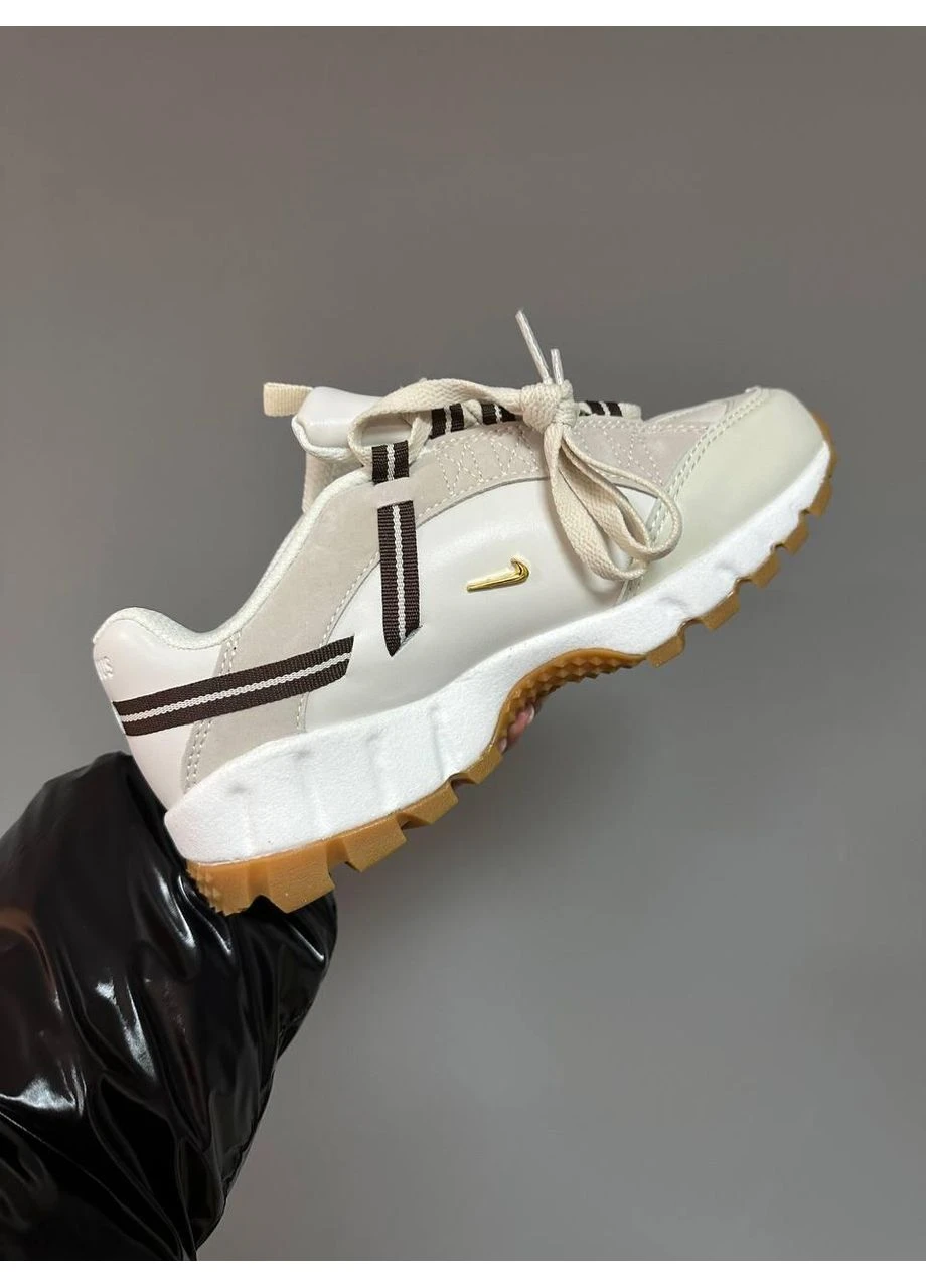 Комбіновані кросівки чоловічі nike humara lx jacquemus light bone gold найк хума́ра демісезон No Brand