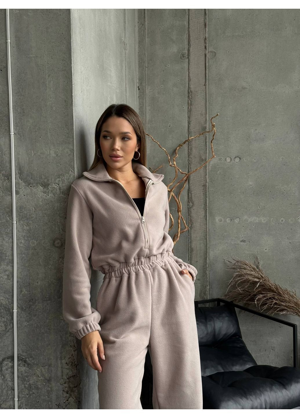 Комбінезон жінкам No Brand однотонний кавовий кежуал фліс