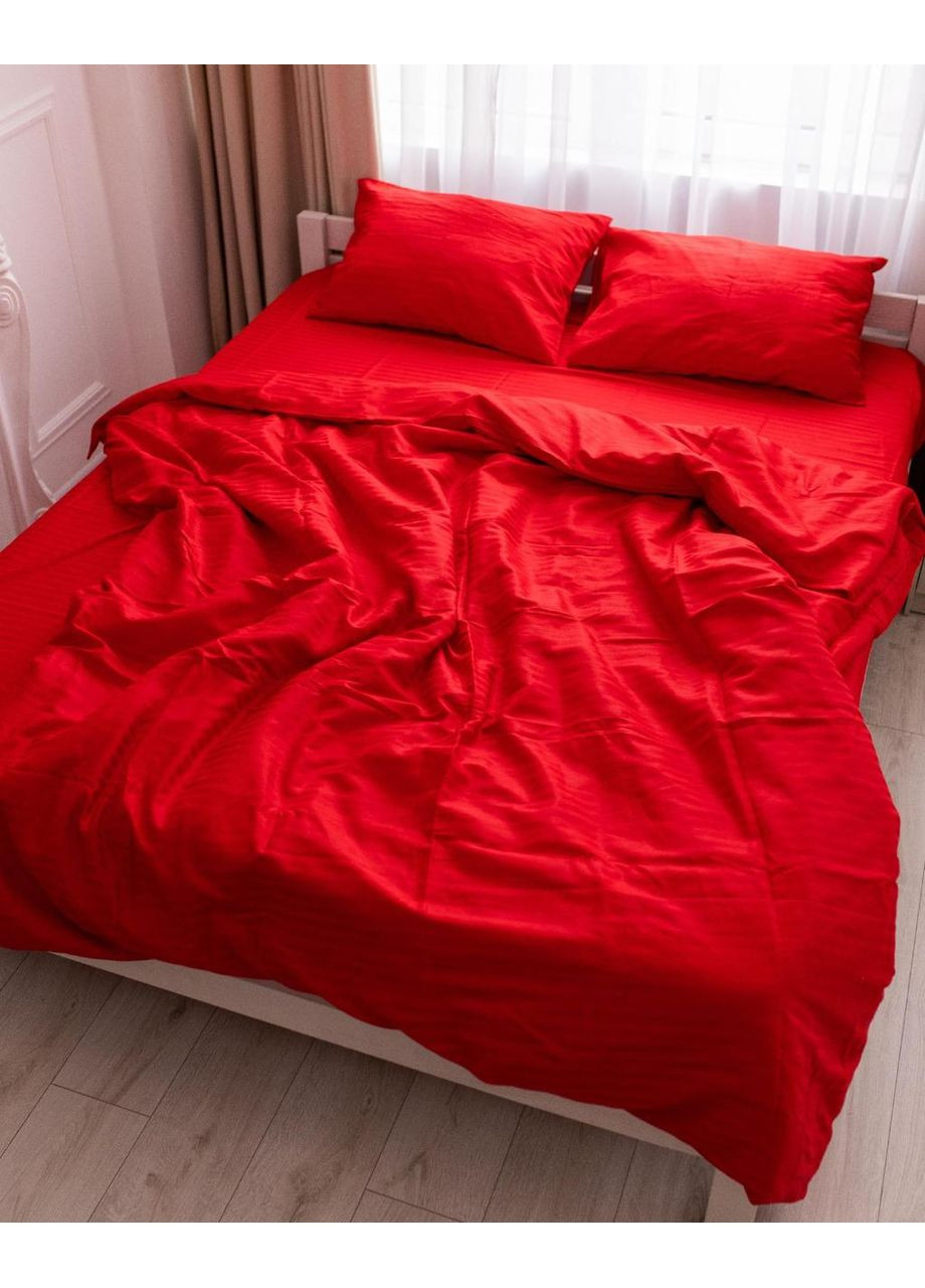 Постельное белье с резинкой Клубничная страйп сатин PREMIUM Семейный размер, наволочки 50/70 No Brand (364219753)