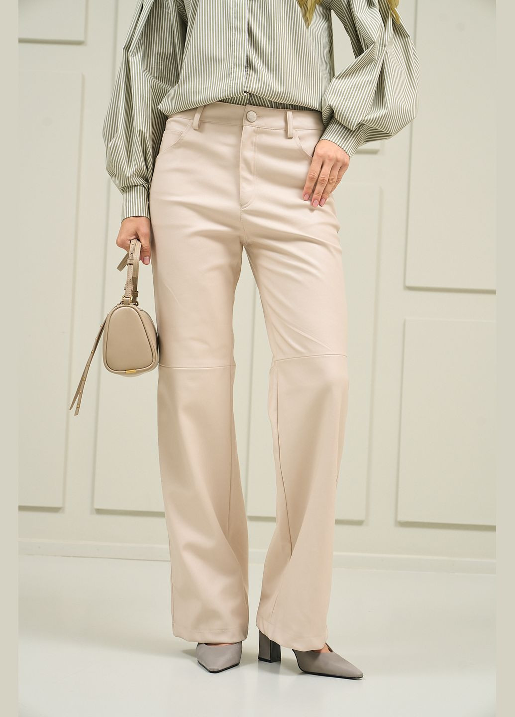 Молочні брюки з екошкіри Iren Klairie (340966375)