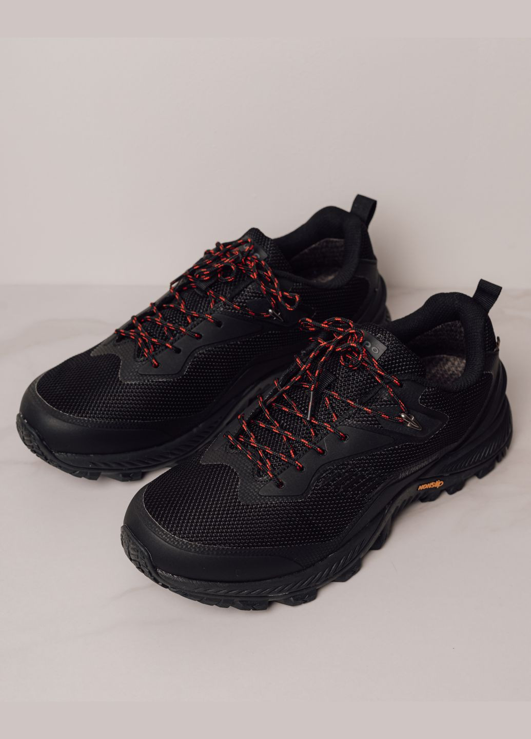 Чорні Осінні кросівки текстильні чорні Supo