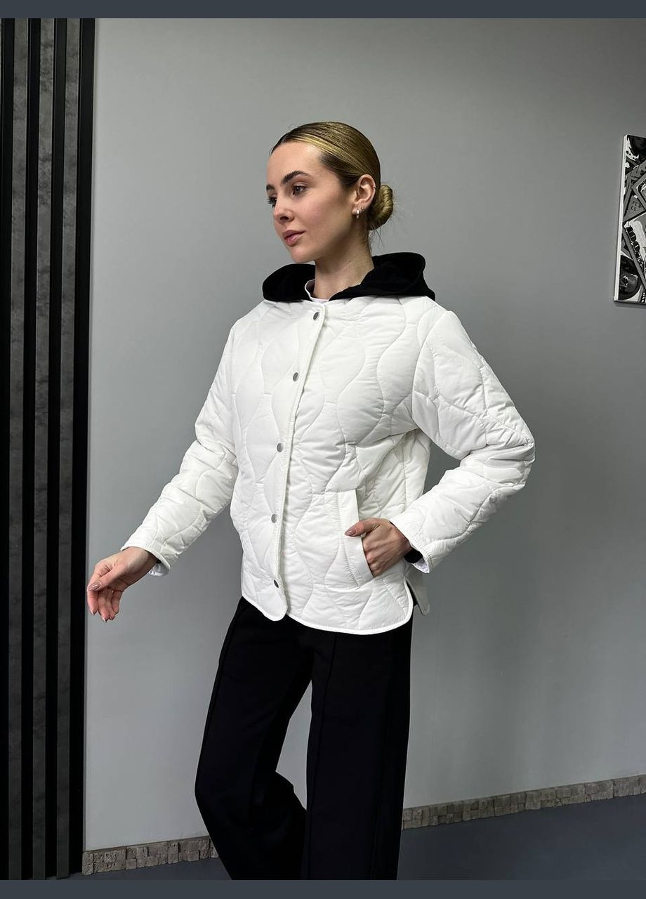 Молочная демисезонная женская стеганная куртка Seventy.Eight