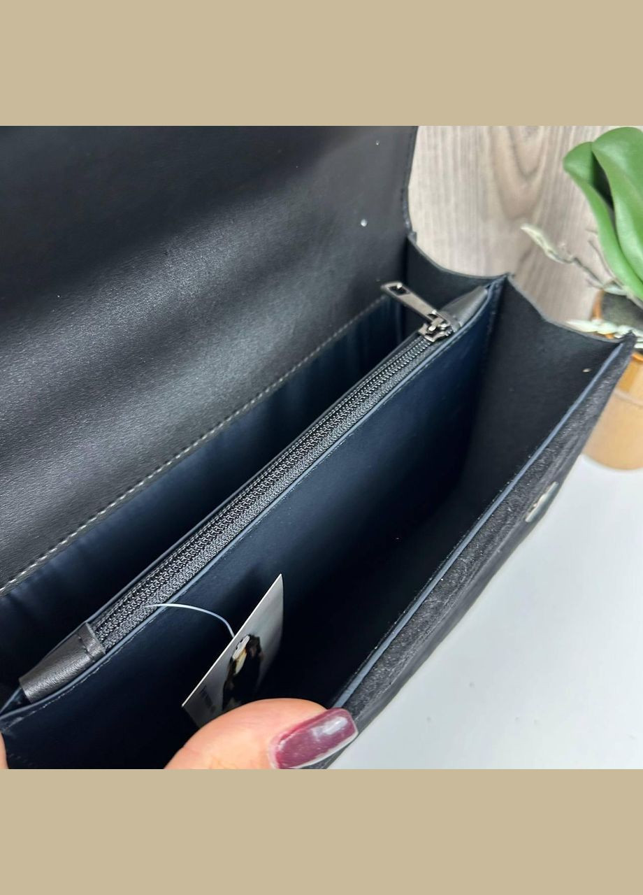 Замшева стьобана сумочка клатч на плече з ланцюжком натуральна чорна замша (sku_1664) No Brand (330576640)