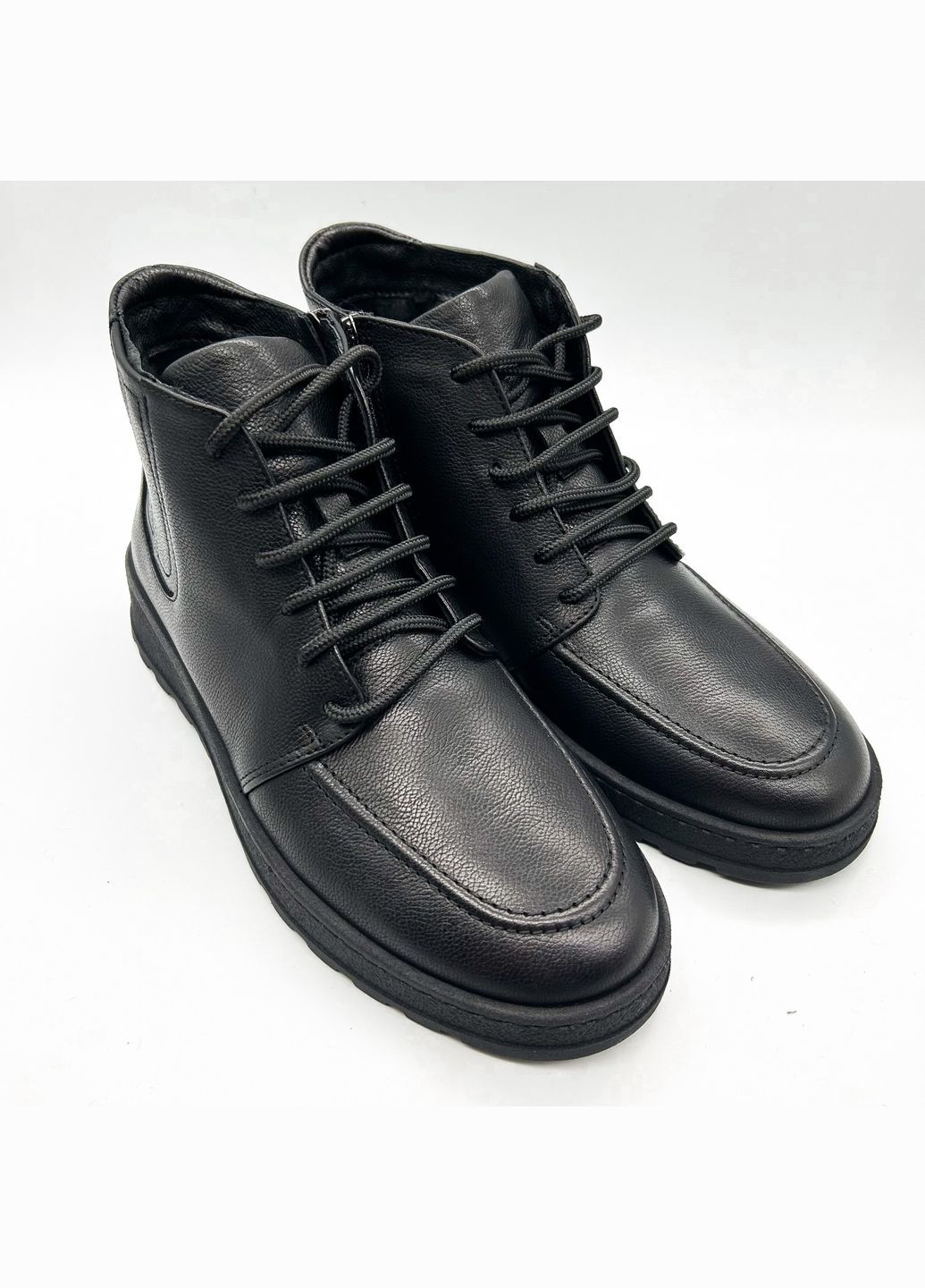 Черные зимние ботинки (р) кожа 0-2-2-8300 Stepter