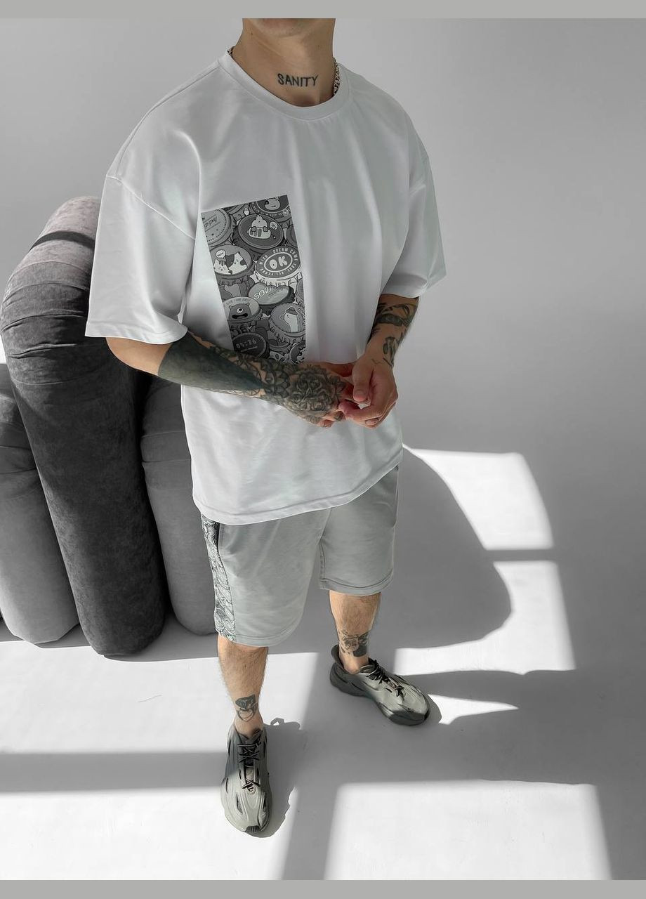 Біла стильна футболка Vakko