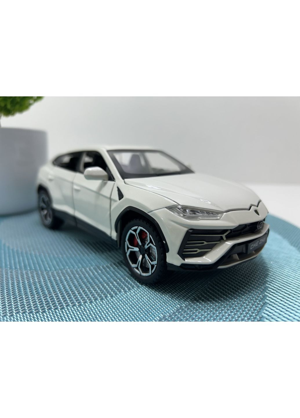 Машинка металлическая TK Union Lamborghini Urus инерционная открываются двери капот багажник 1:24 Белая (GT - 06441) TK Union Group (361205642)