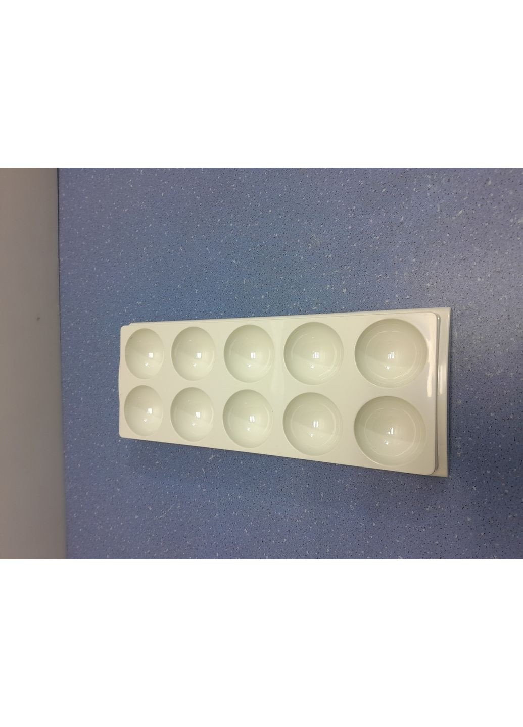 Лоток для яиц холодильника 7424711-00 LIEBHERR (361864483)