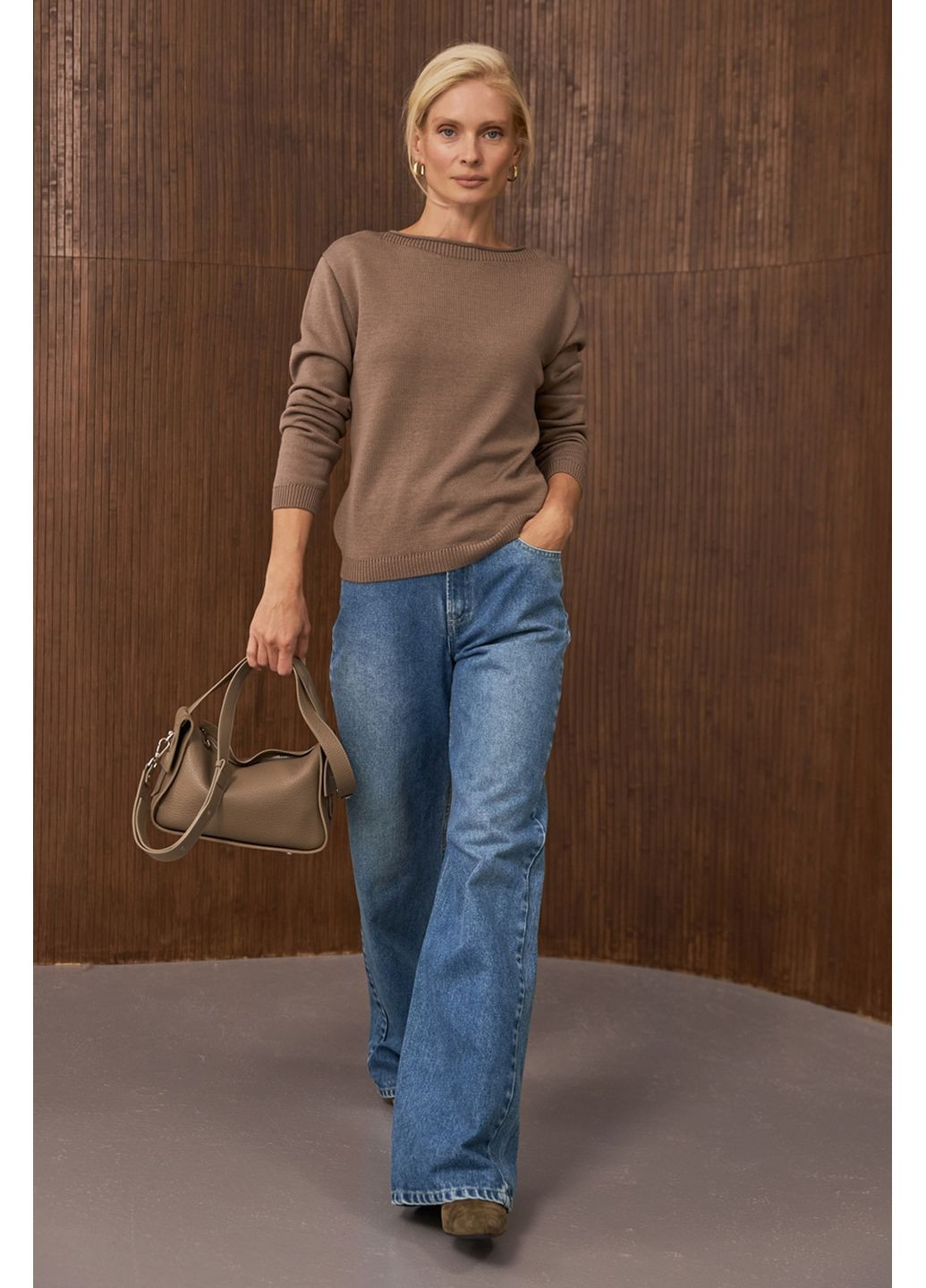 Светло-коричневый демисезонный лаконичный джемпер с горловиной челнок (2892) Triko Bakh
