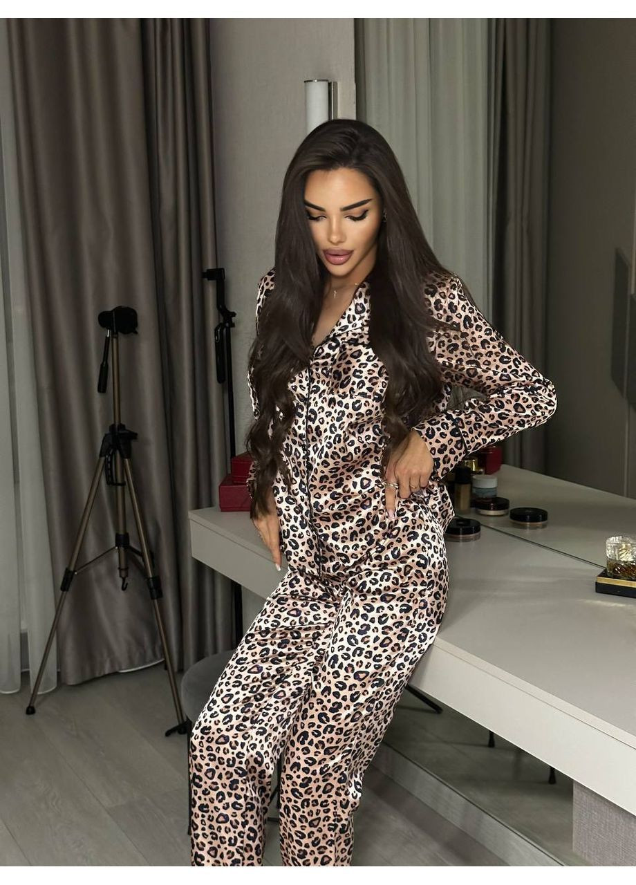 Коричневая пижама женская шелковая леопардовая брюки и рубашка. No Brand