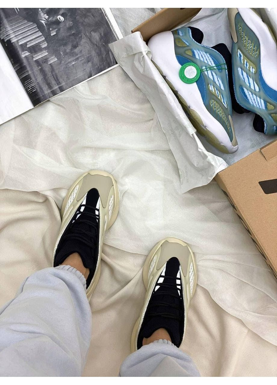 Білі Осінні кросівки чоловічі adidas yeezy boost 700 v3 azael 2 адідас ізі буст No Brand