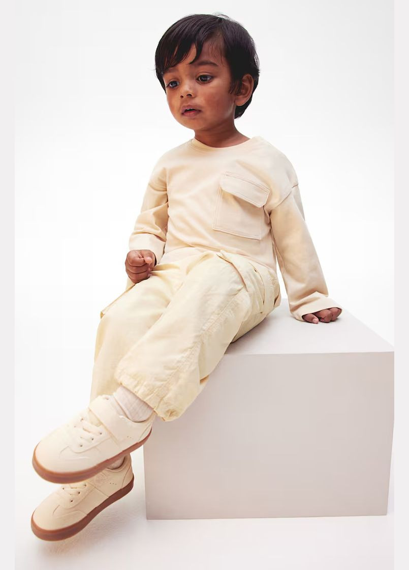 Штани-джогери бежеві для хлопчика з м'якого нейлону - 86см(12-18м) H&M (347232671)