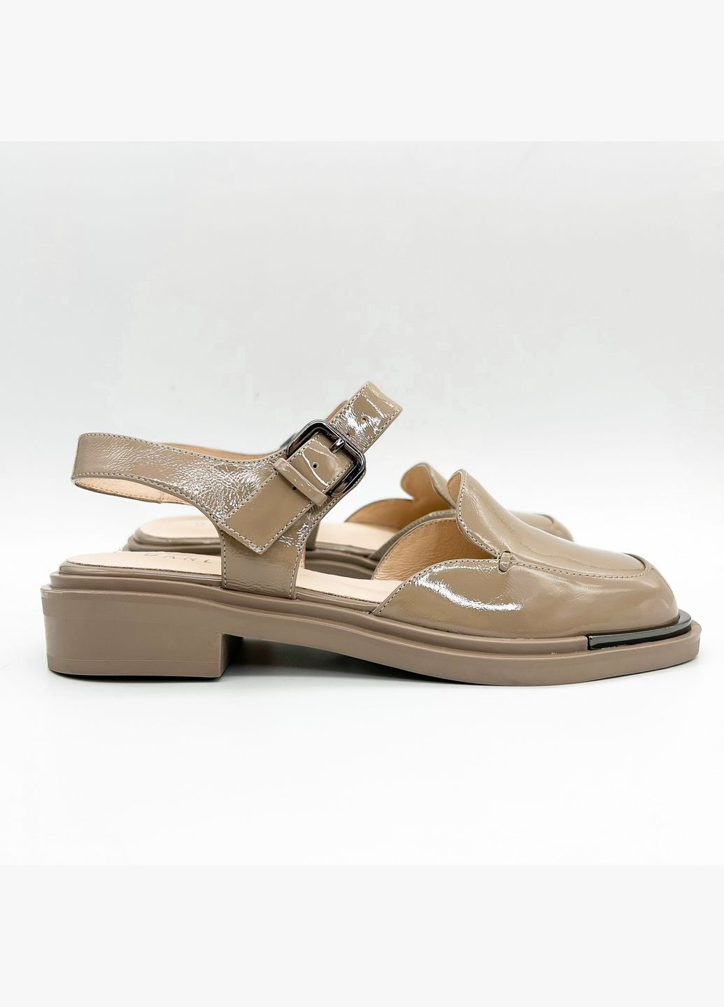 Коричневые босоножки (р) наплак 0-1-1-4c-2277d-0101-a-1896a Danler с ремешком