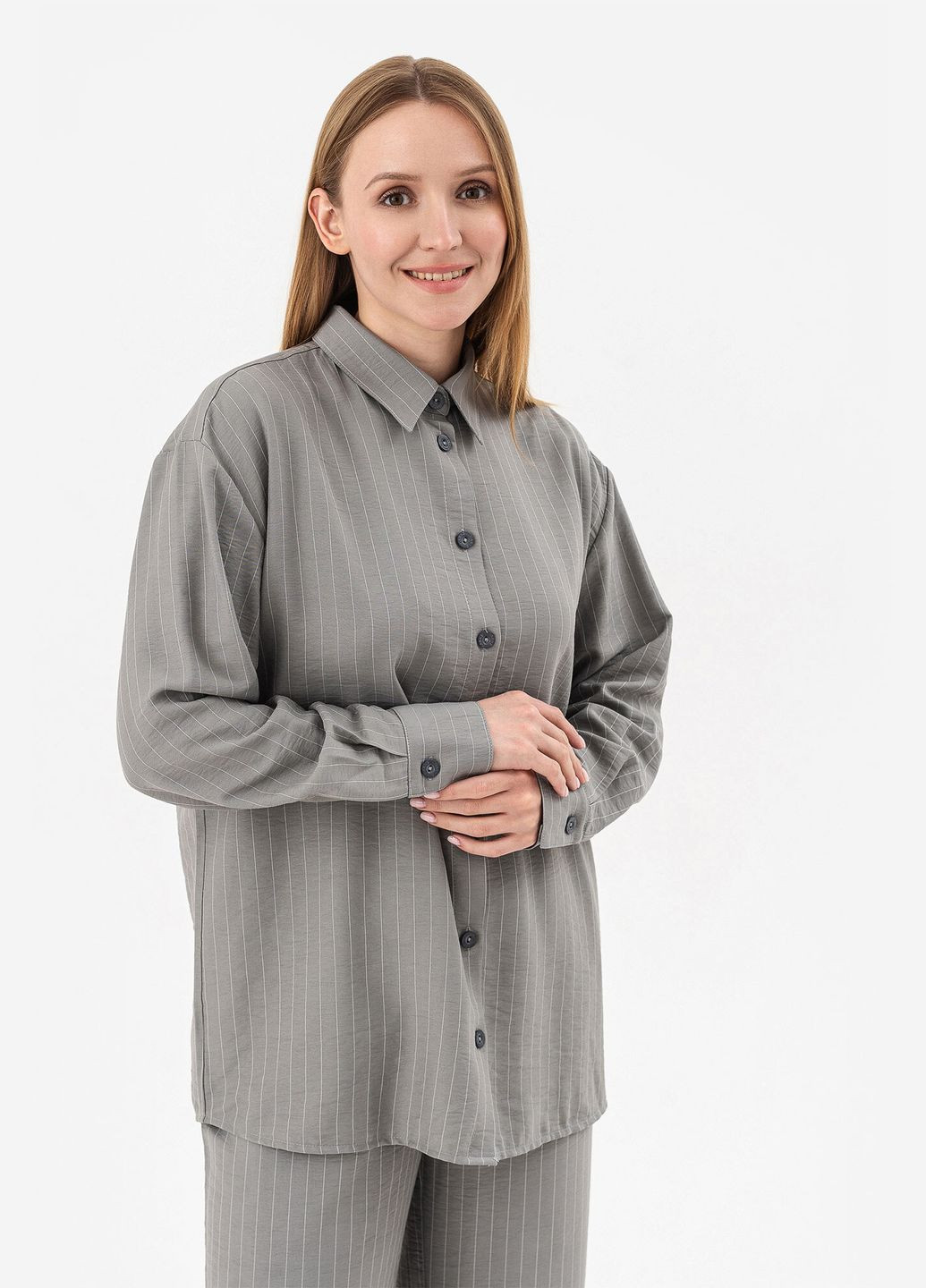 Серая рубашка однотонная Garne