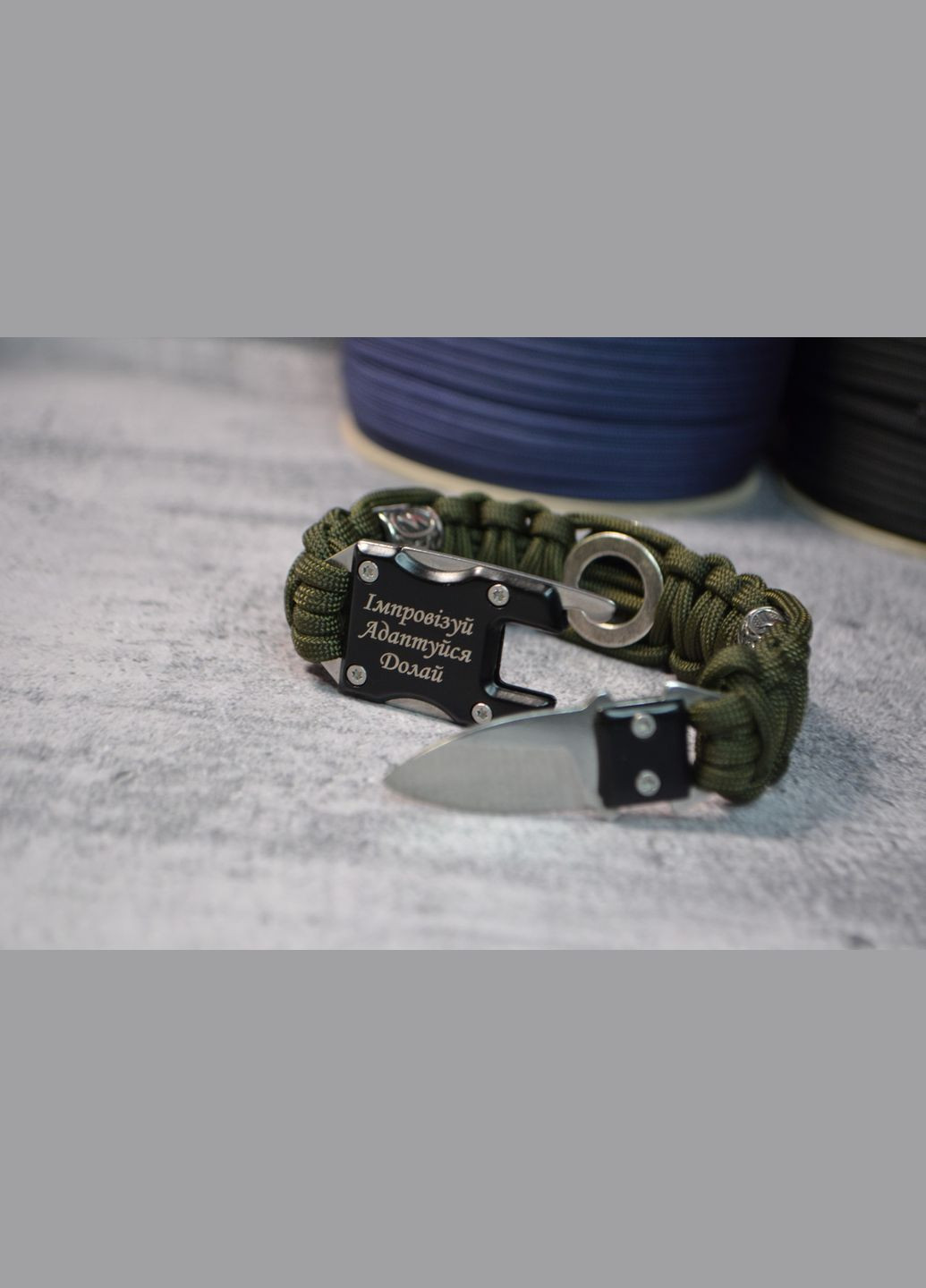 Браслет з індивідуальним гравіюванням на ножі гербом України та рунами старшого футарка No Brand (355796117)