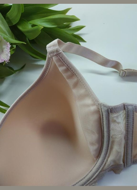 Бежевый бюстгальтер спейсер в цвете пион орхидея 180-208 с кружевом. Orhideja полиамид