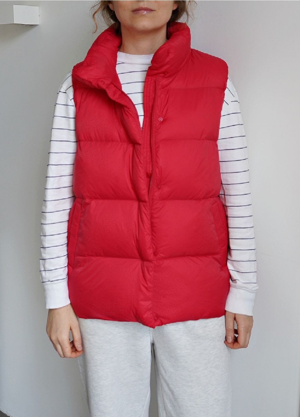 Жіночий базовий пуховий жилет One (368782897)