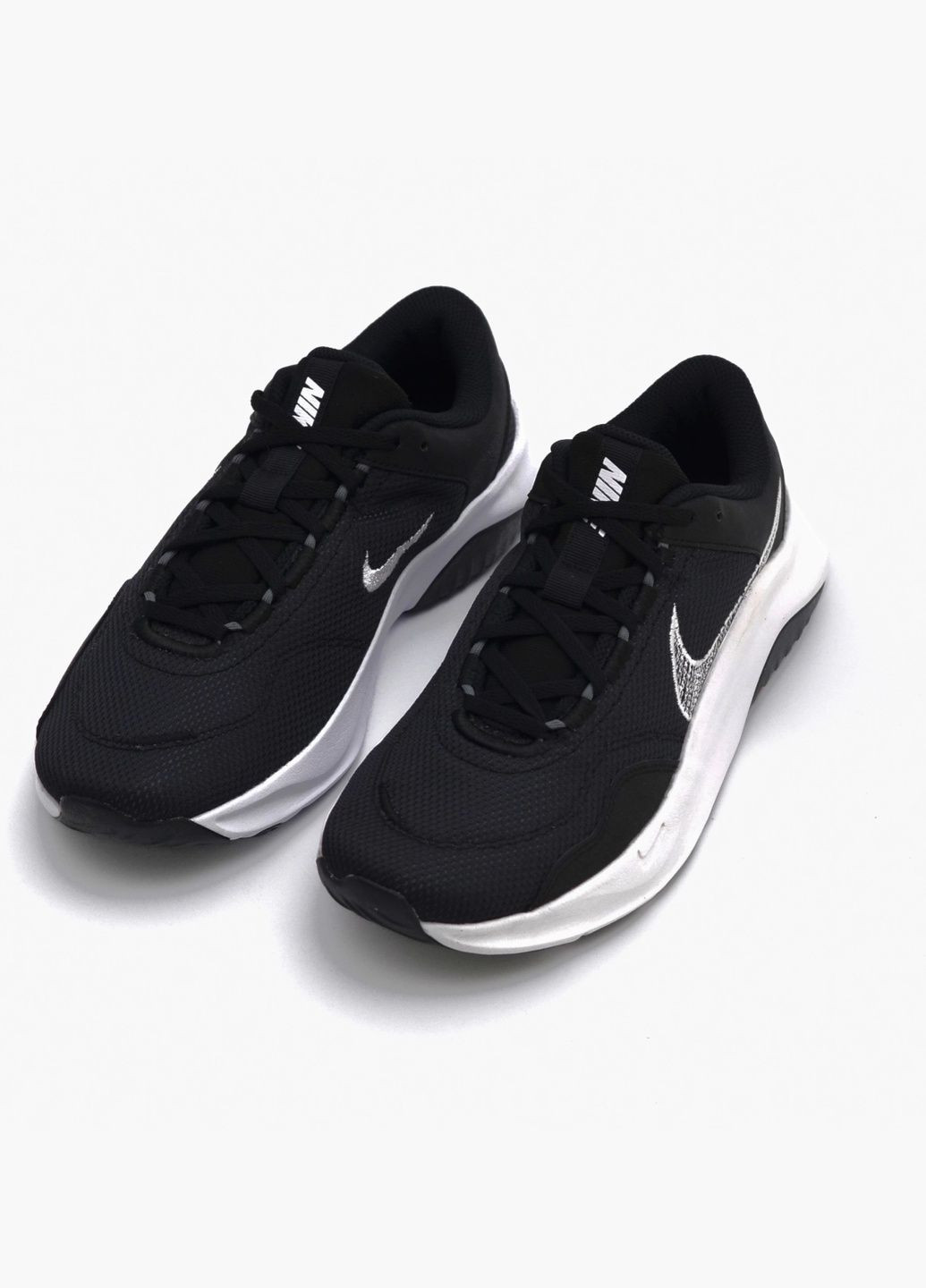 Чорні кросівки чоловічі legend essential 3 next nature training shoes black dm1120-001 Nike