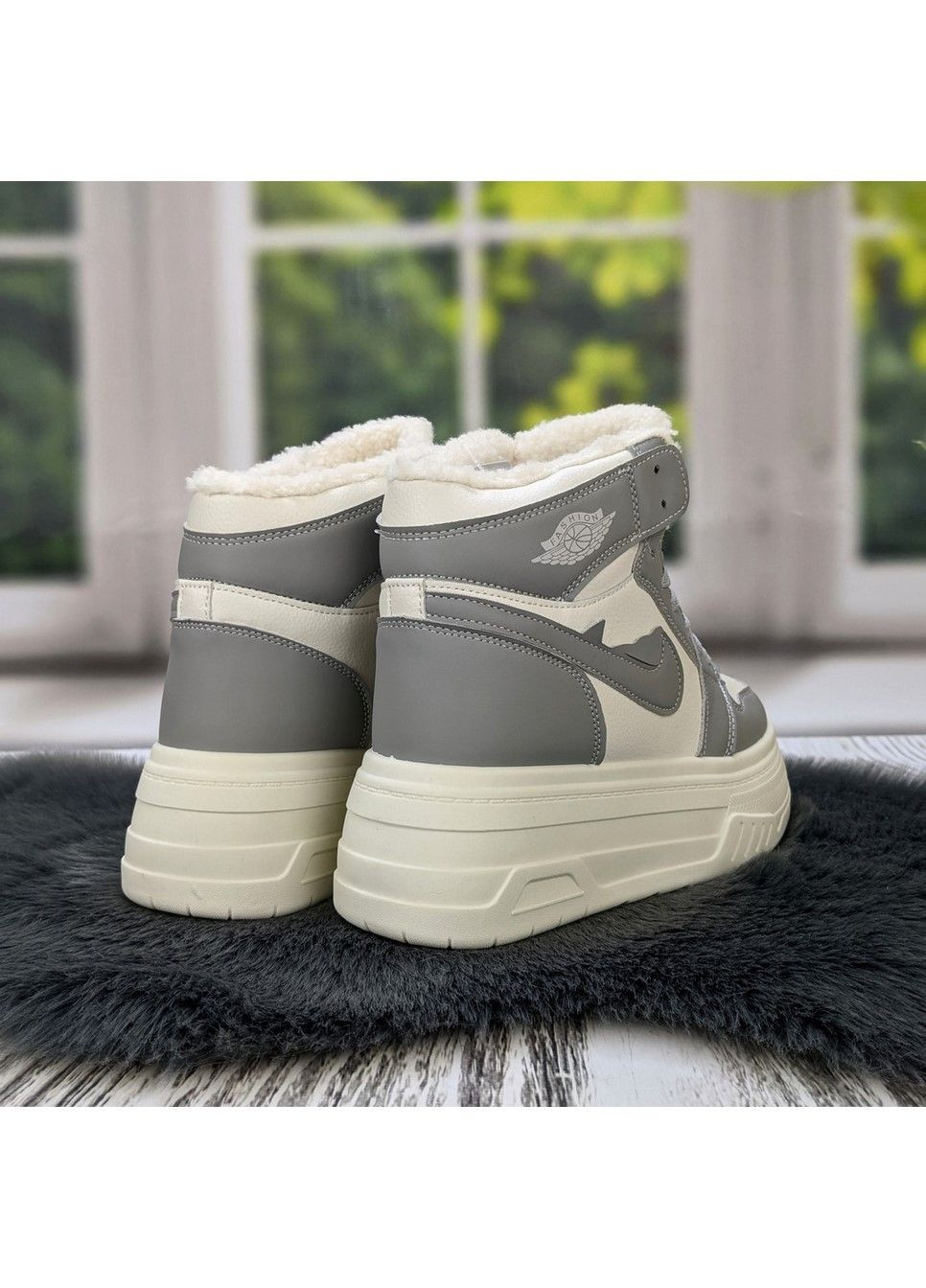 Зимние ботинки женские зимние спортивного типа Bessky из искусственной кожи