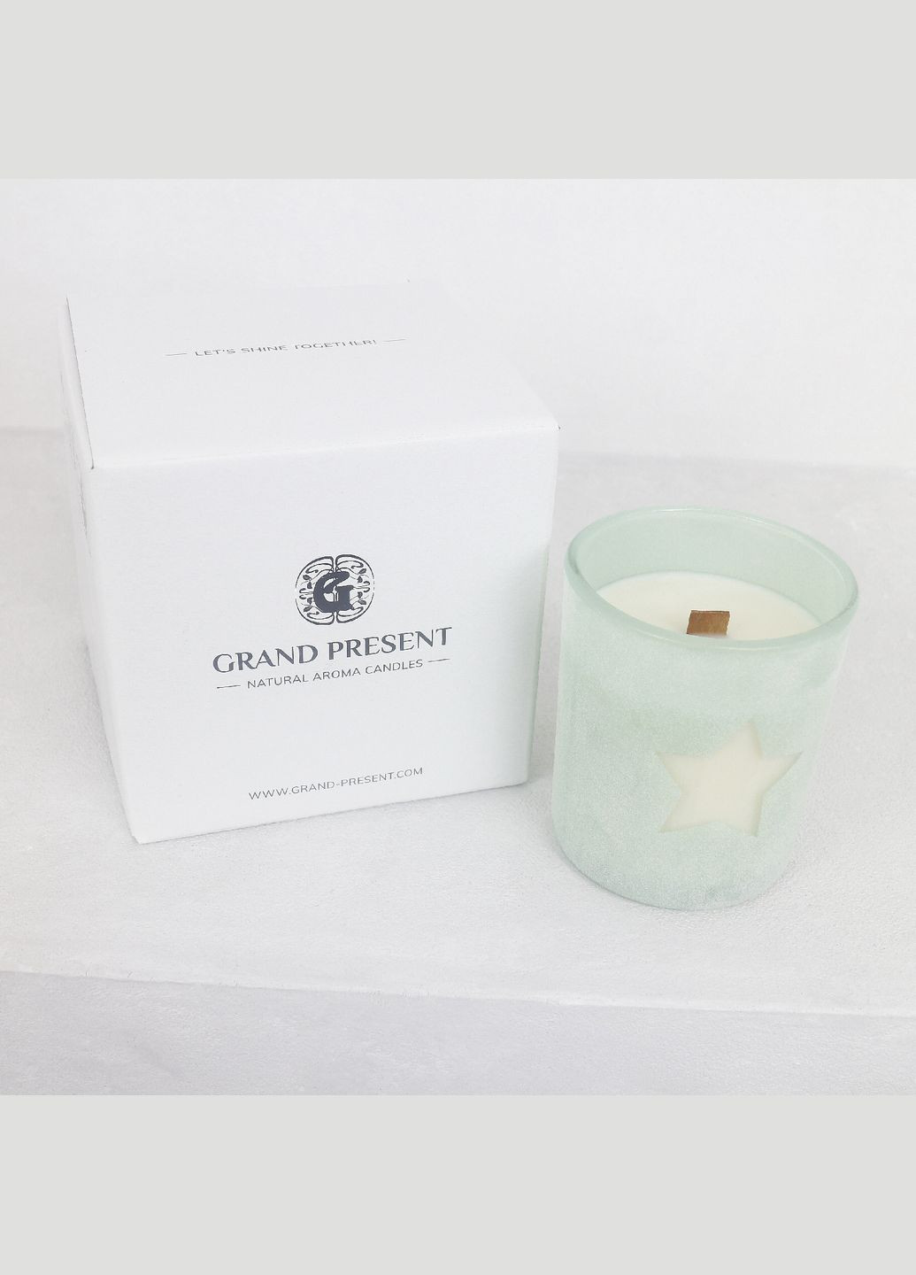 Аромасвічка з соєвого воску м'ята ЛЕЙЛА - ТЮТЮН БЕРЛІ та ВАНІЛЬ з дерев'яним гнотом 170g 35h (NAC 1116) Гранд Презент (302666397)