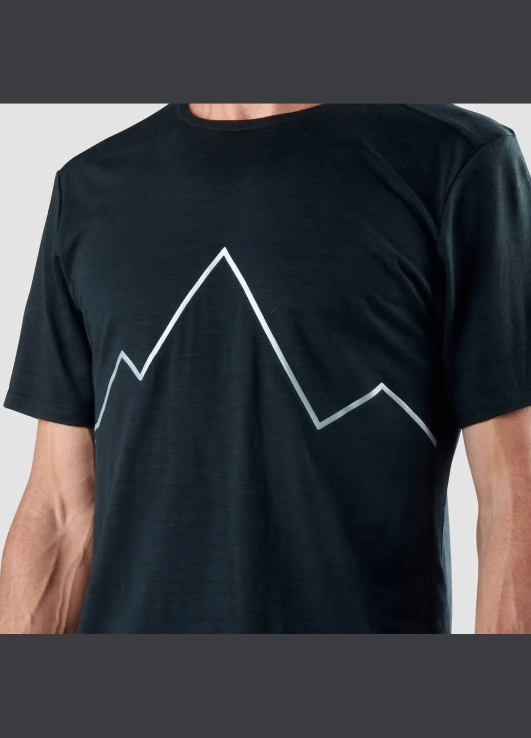 Черная футболка jason schlarb erino onyx Ultimate Direction