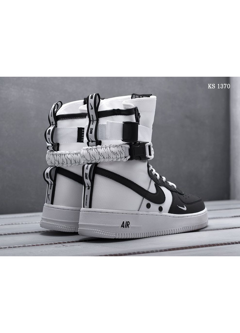 КРОСІВКИ ЖІНОЧІ NIKE SF AIR FORCE 1 WHITE AND BLACK НАЙК No Brand чорні демісезони (369387262)