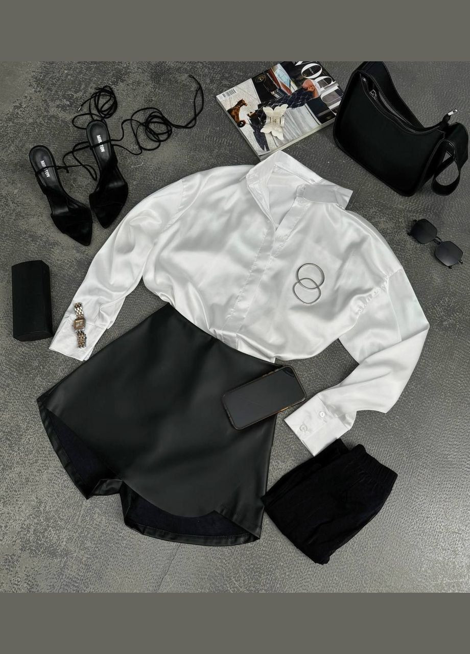 Белая кэжуал рубашка однотонная Adelante