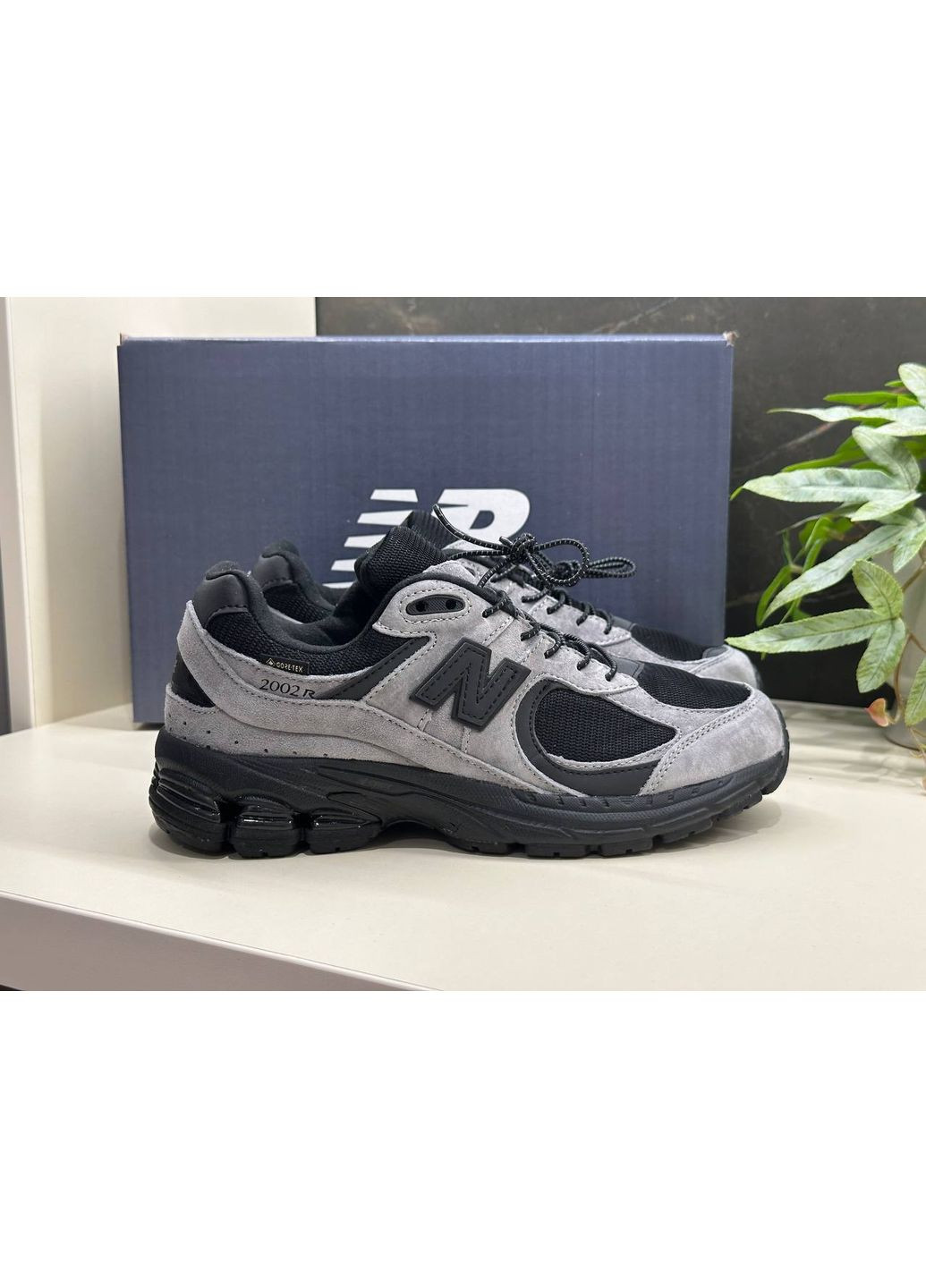 Сірі Осінні кросівки чоловічі new balance 2002r grey black нью беланс 2002r No Brand