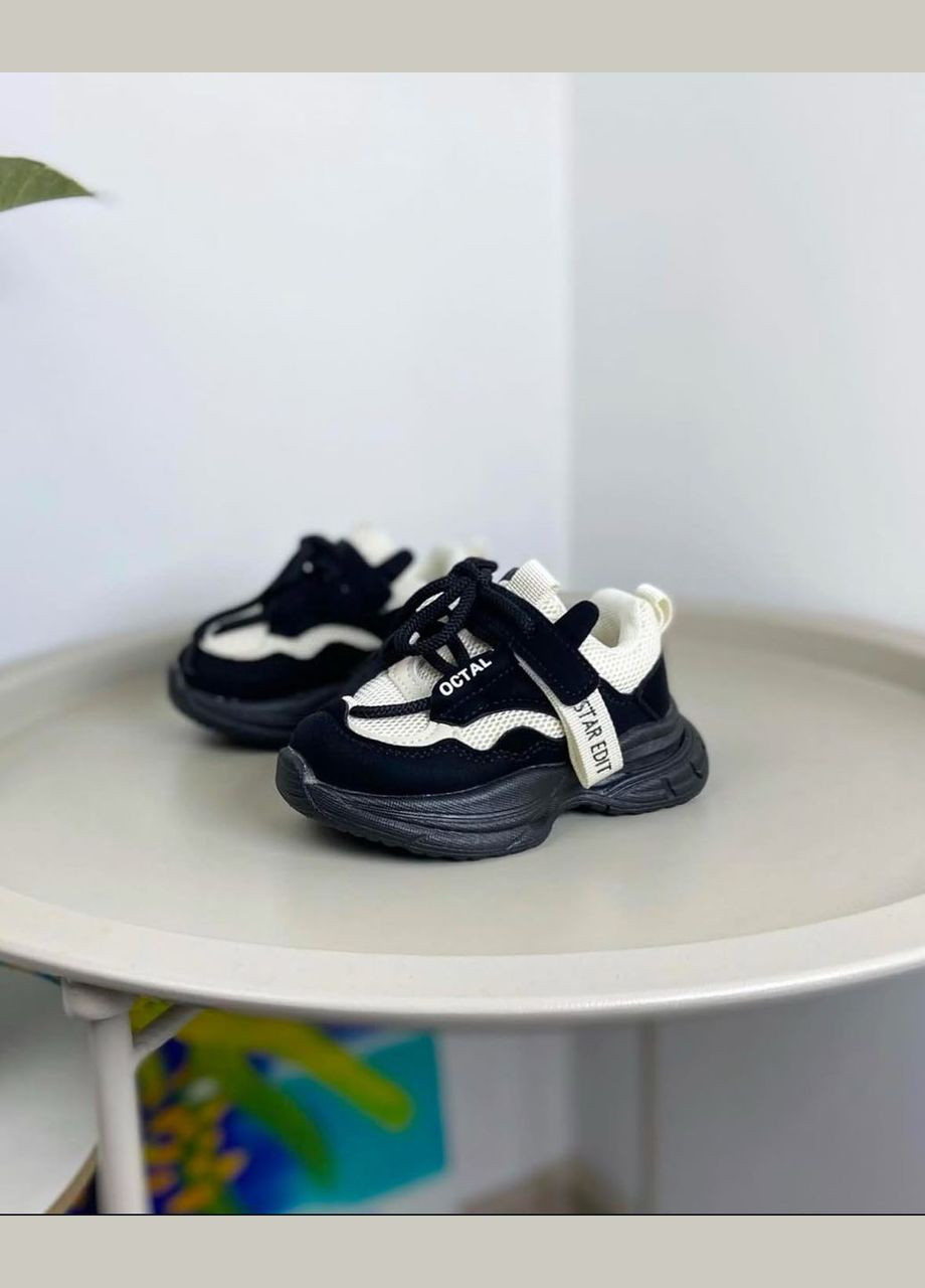 Чорні всесезонні дитячі кросівки чорні 1079 No Brand