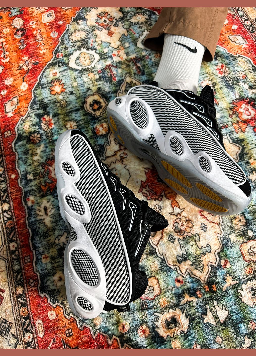 Чорно-білі всесезон кросівки чоловічі nike nocta glide drake black white | найк х нокта дрейк глайд чорно-білі No Brand