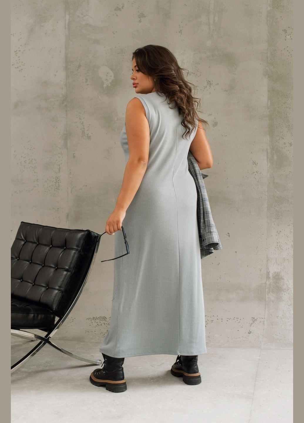 Сіра сукня Minova однотонна