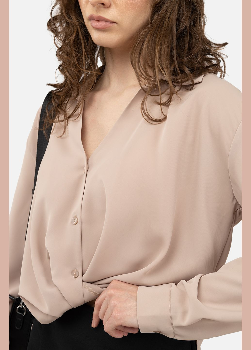Бежевая демисезонная женская блуза с длинным рукавом цвет бежевый цб-00242167 Yuki