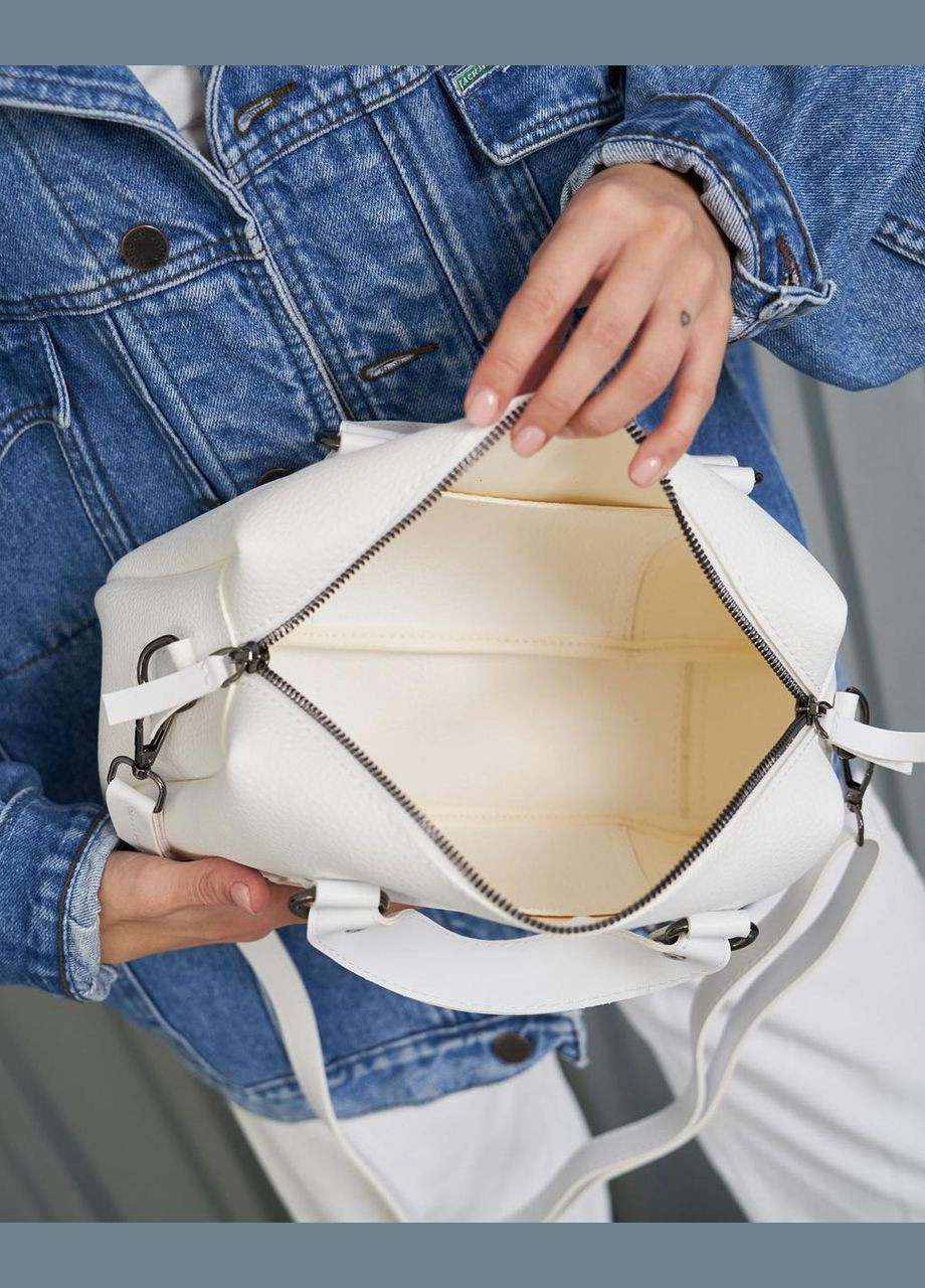 Жіноча сумка крос-боді з внутрішніми кишенями без підкладки біла "Меланія" WeLassie (337165462)