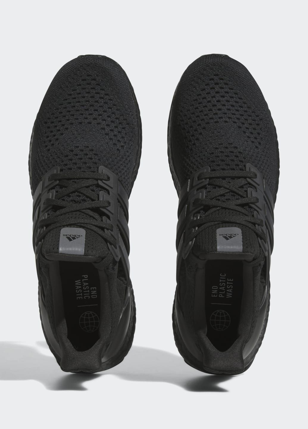Чорні всесезон кросівки ultraboost 1.0 adidas