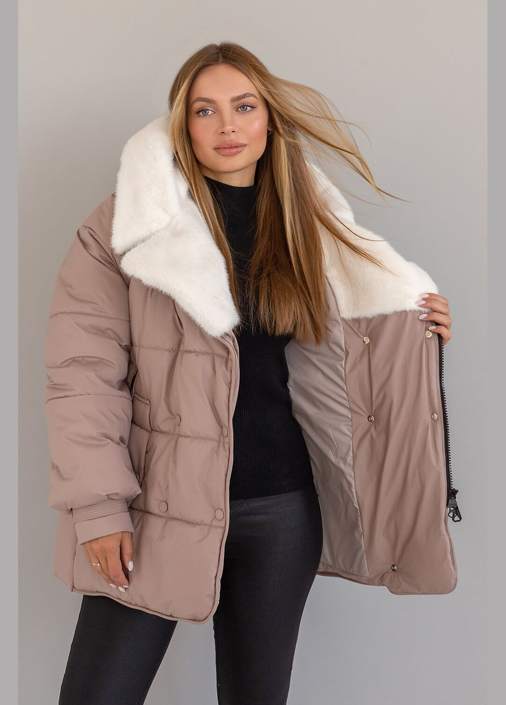 Бежевая зимняя женская зимняя куртка дора MioRichi