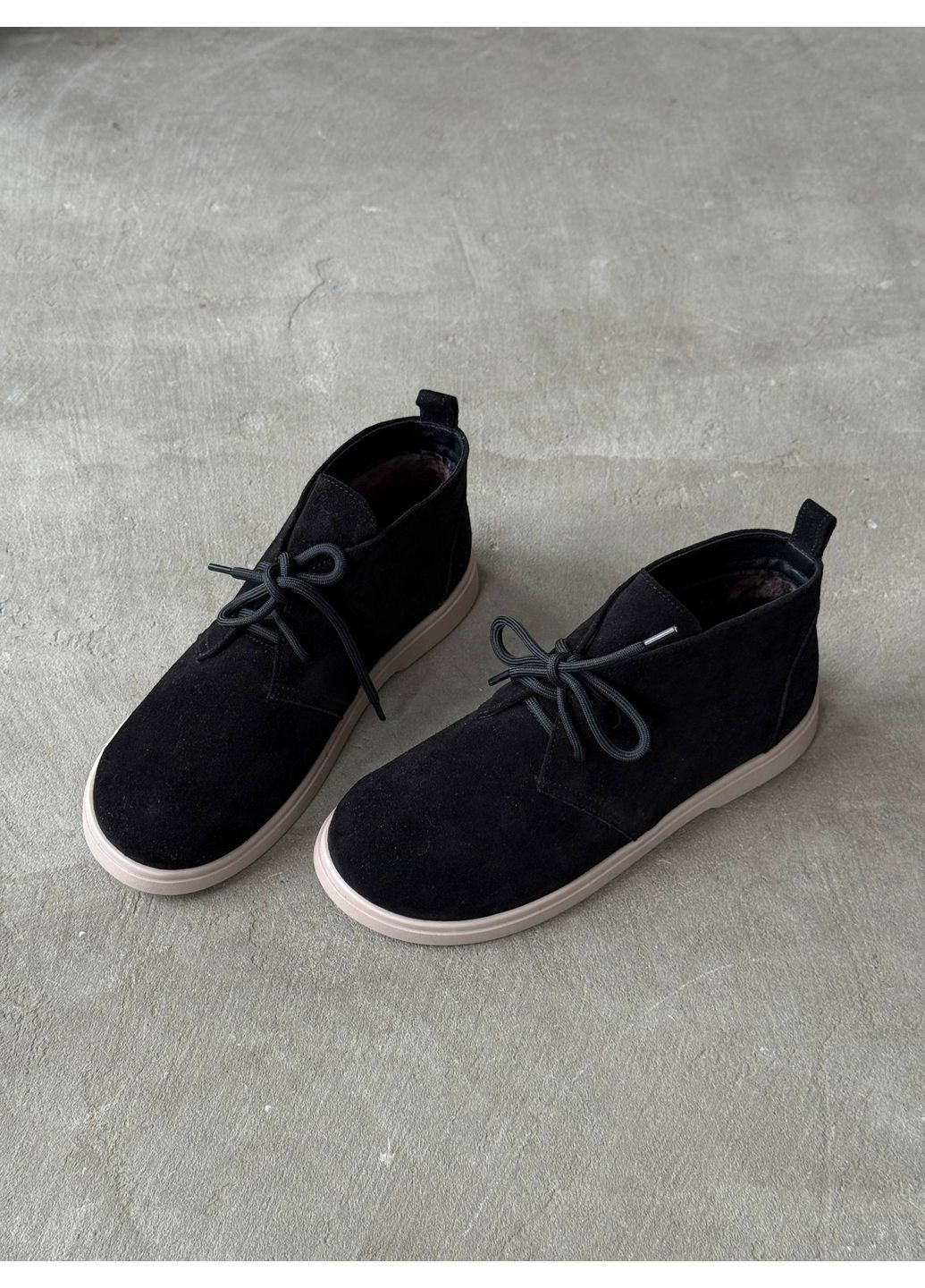 Осенние стильные женские ботинки No Brand без декора из натуральной замши