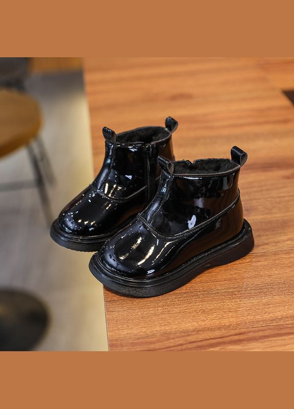 Черные полусапоги Qoopixie