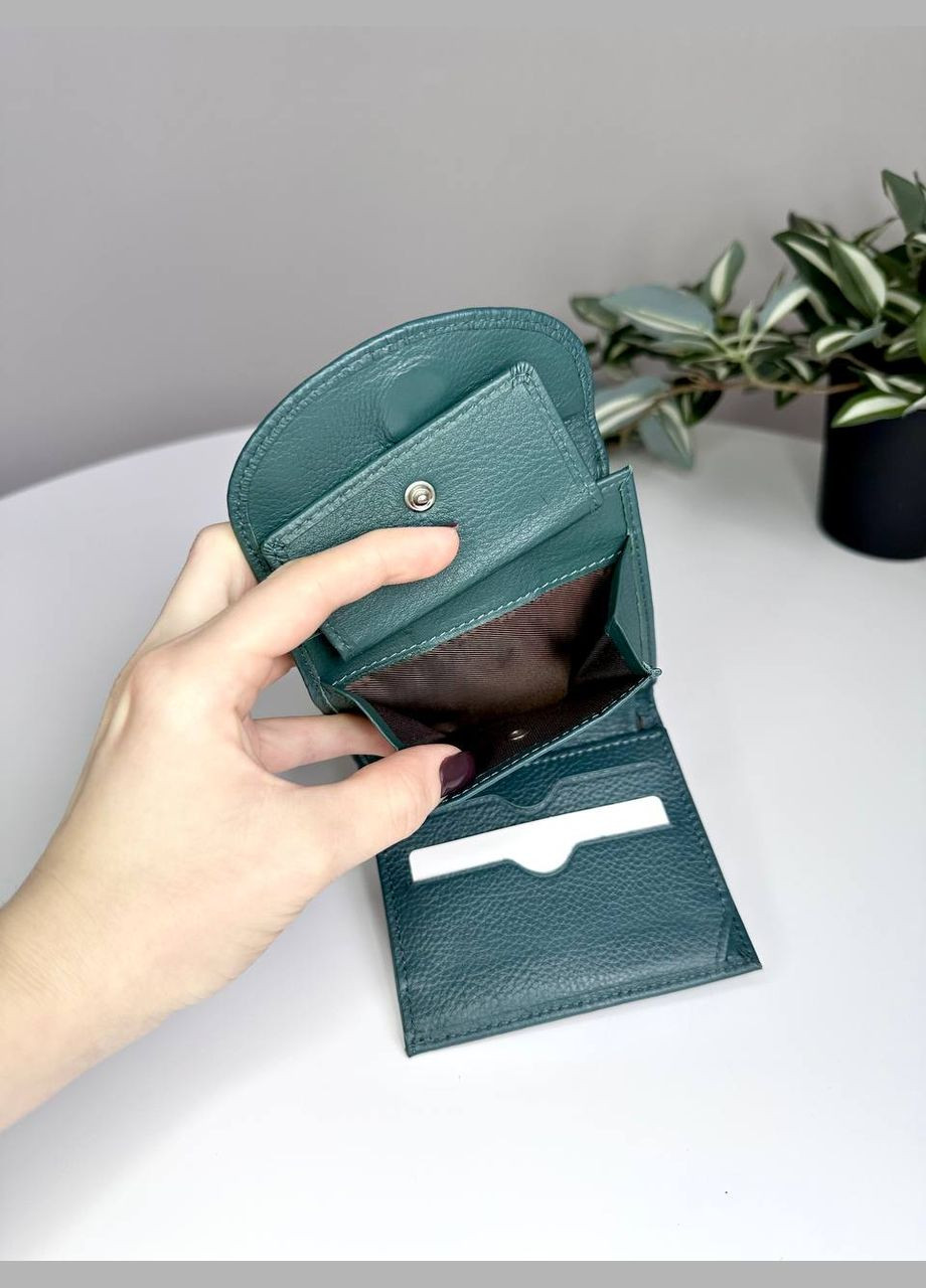 Жіночий шкіряний гаманець на магніті маленький Classic (315316915)