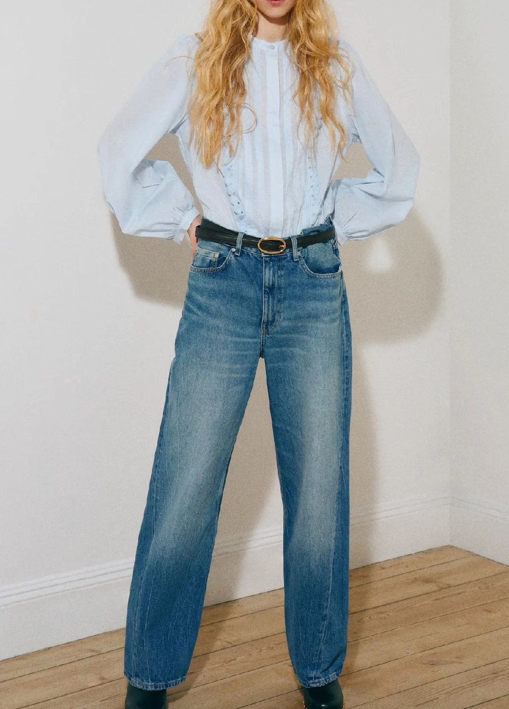 Светло-голубая блузка H&M