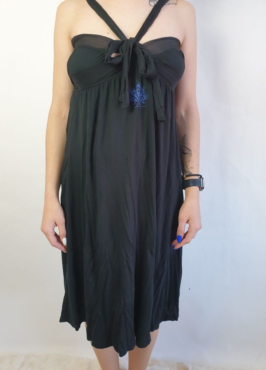 Черное повседневный платье черный Fornarina однотонное