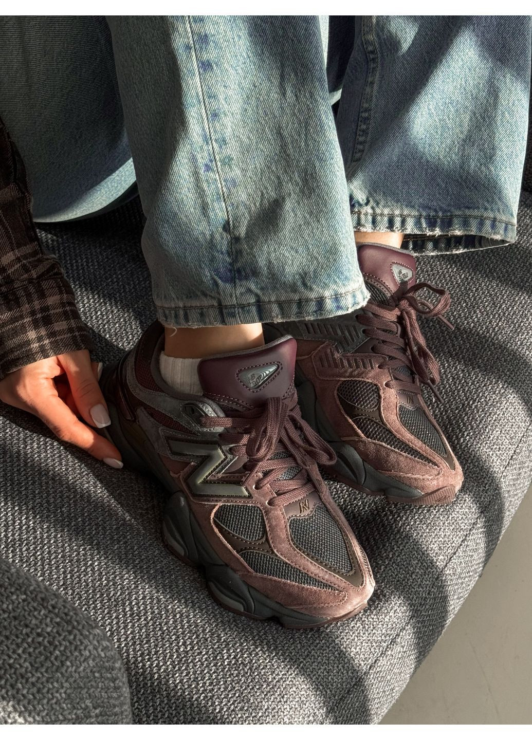 Коричневые демисезонные кроссовки мужские и женские new balance 9060 brown black | нью беланс 9060 коричневые черные No Brand