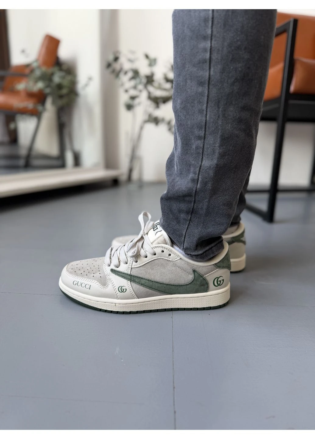 Зеленые летние кроссовки nike 1 low x travis scott x gucci green beige найк аир ретро No Brand