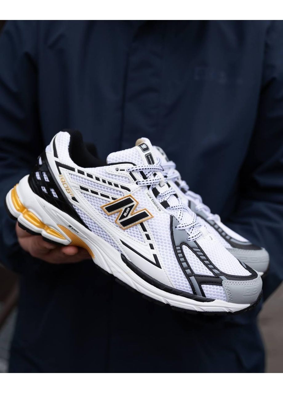 Чорні Осінні кросівки чоловічі new balance 1906r white gold silver black нью беланс 1906r No Brand