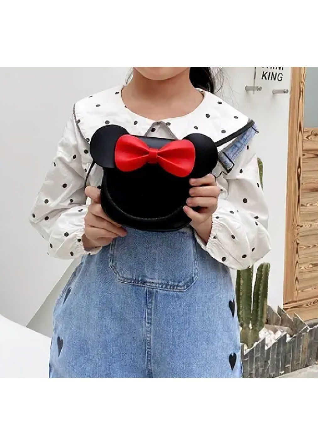 Дитяча сумочка зі штучної шкіри для дітей дівчаток Міккі Маус 11х13х5 см (481645-Prob) Чорна з червоним бантиком Unbranded (364488556)