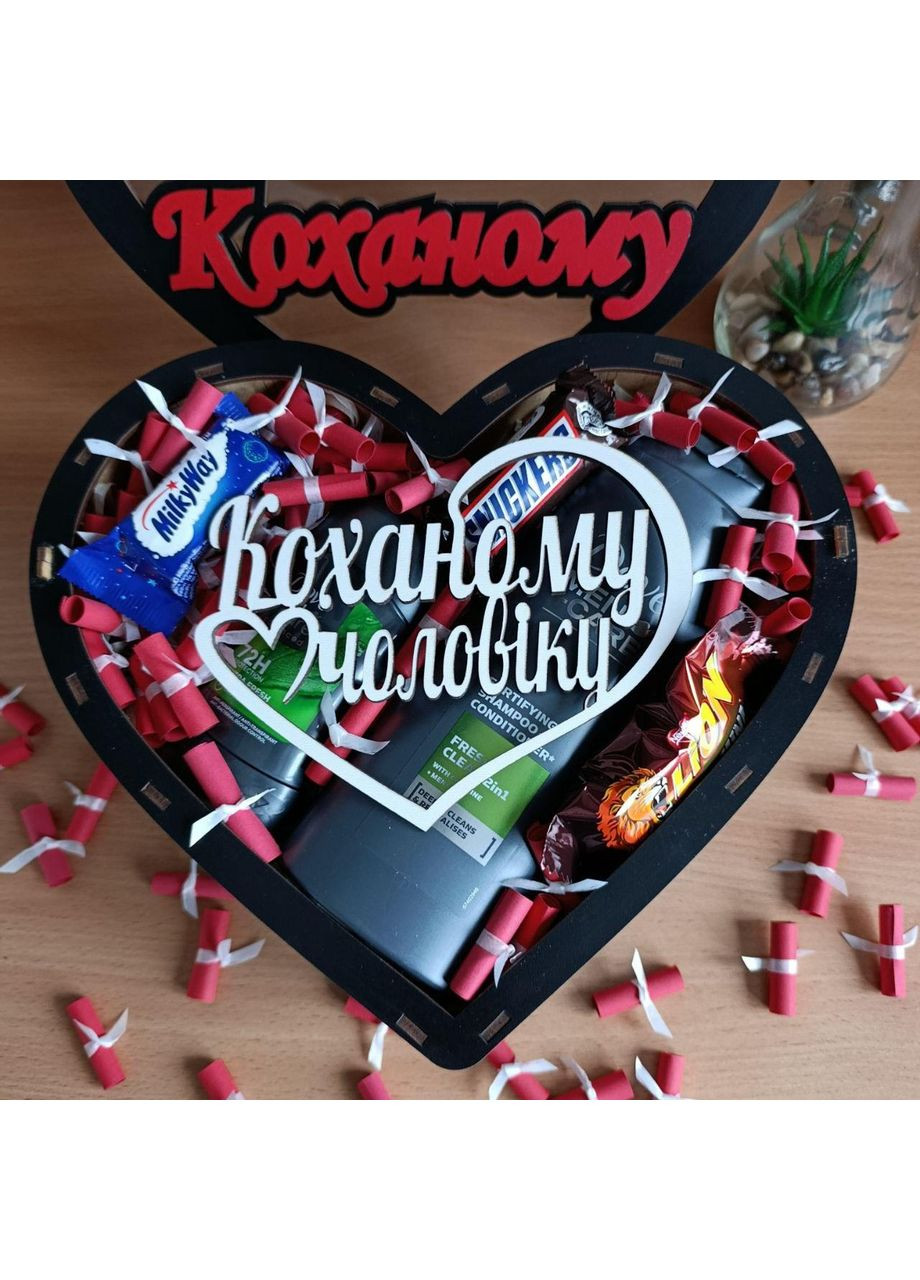 Бокс з цукерками та косметикою для чоловіка на день народження новий рік день закоханих (ar325) No Brand (372152234)