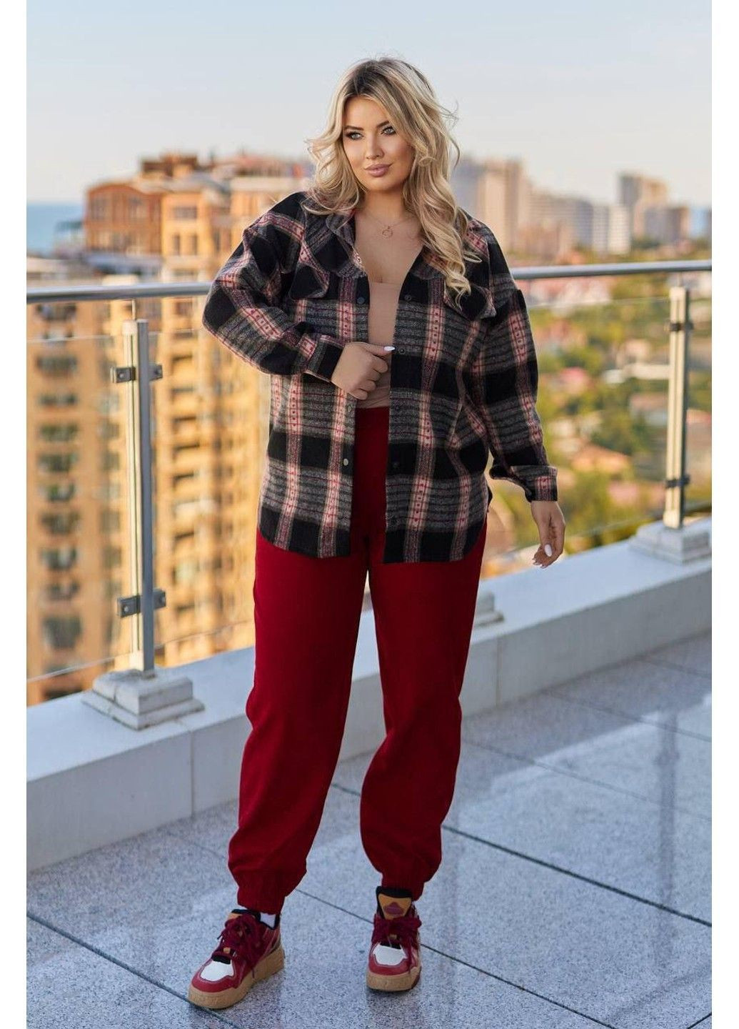Костюм жіночий двійка з теплою сорочкою та джогерами No Brand (373410229)