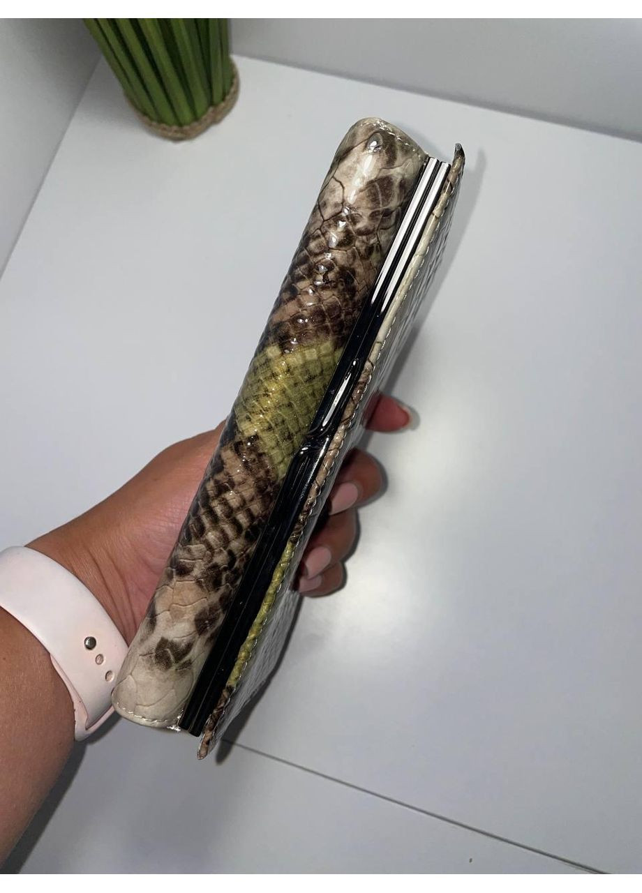 Класичний жіночий гаманець зі зміїним принтом з монетницею зовні Vermari (369723605)