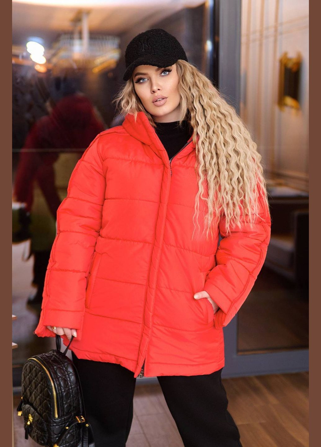 Красная зимняя стеганая теплая куртка энес красная 62 Tatiana
