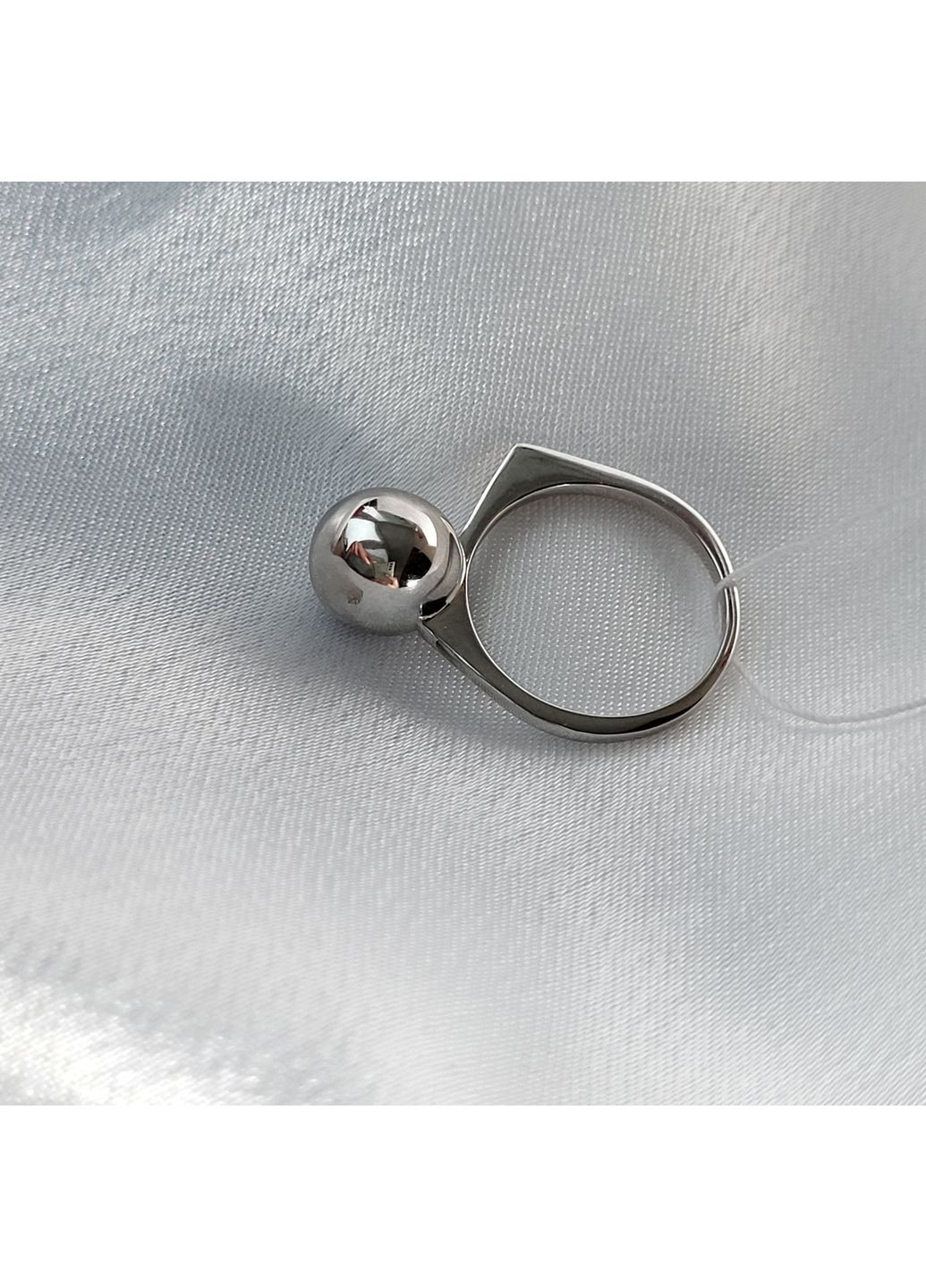 Срібна каблучка Кулька 16.5 розмір срібло 925 проби родоване із золотою пластиною 375 1003к Nobrand (371688082)