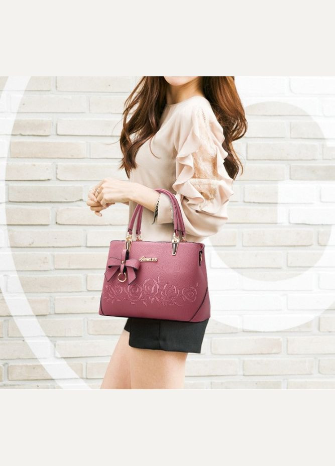 Женская сумка с вышивкой, искусственная кожа, наплечная, средняя, розовая (sku_440) No Brand (330575549)