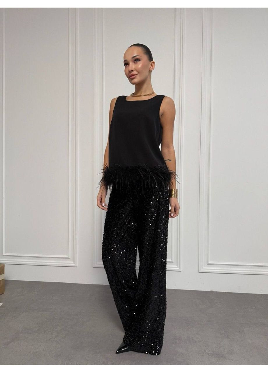Чорна жіноча блуза без рукавів з пір'яним оздобленням MonCher